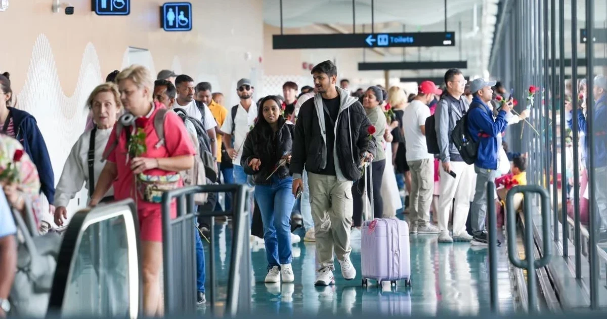 Tourist arrivals return to growth in May after two months of decline
